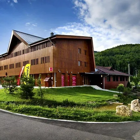 Tajny House Дом отдыха