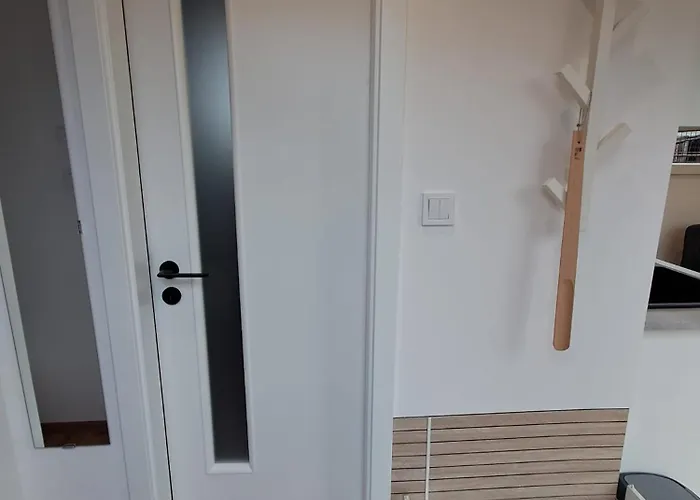 Tajny House * Valča